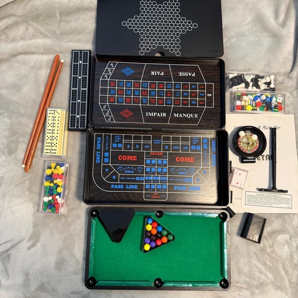 12-in-1‎ Tabletop Casino & Game Set Roulette Blackjack Pool Chess NWOT